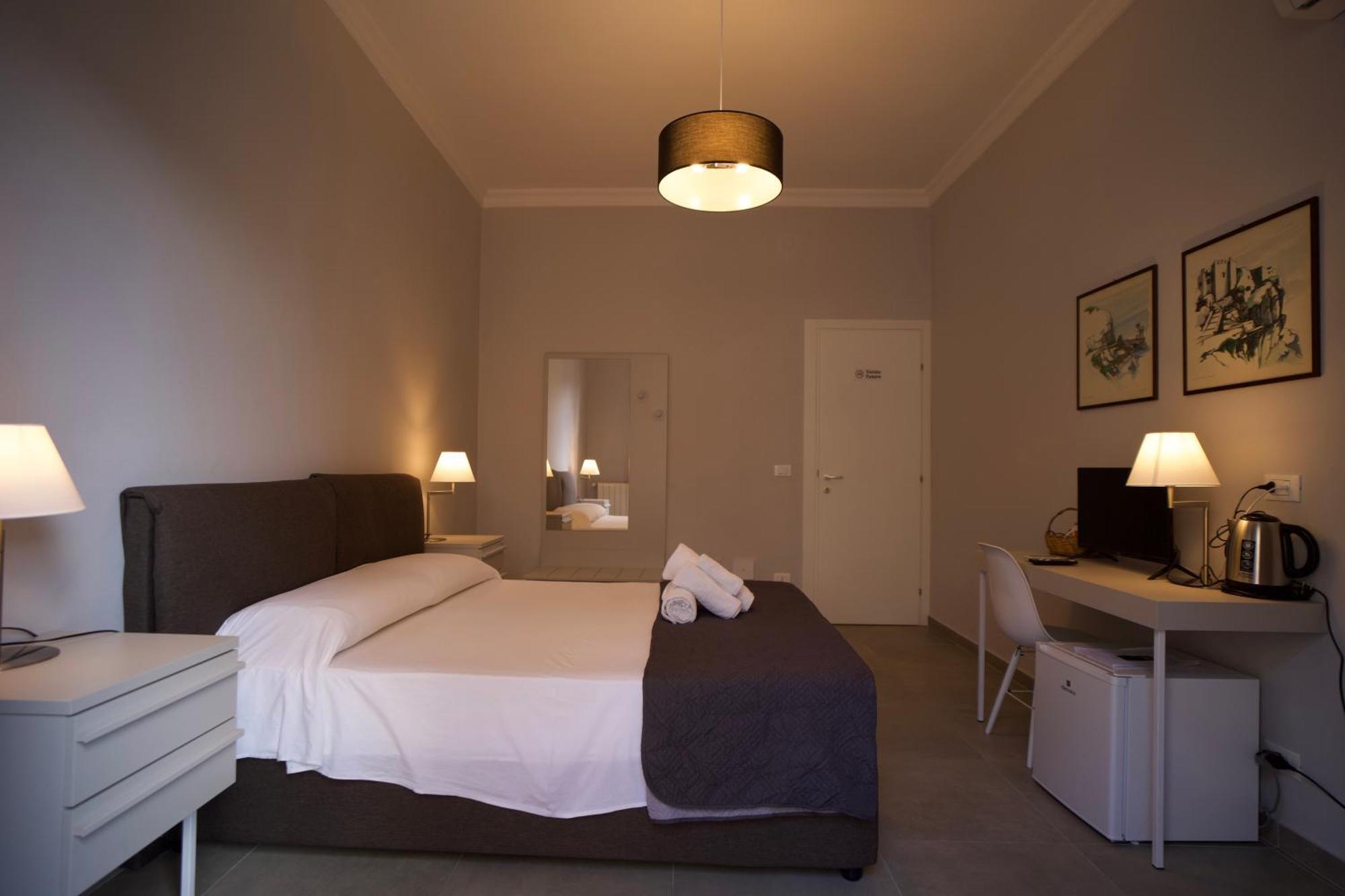 פלרמו Donna Franca Rooms And Suite מראה חיצוני תמונה