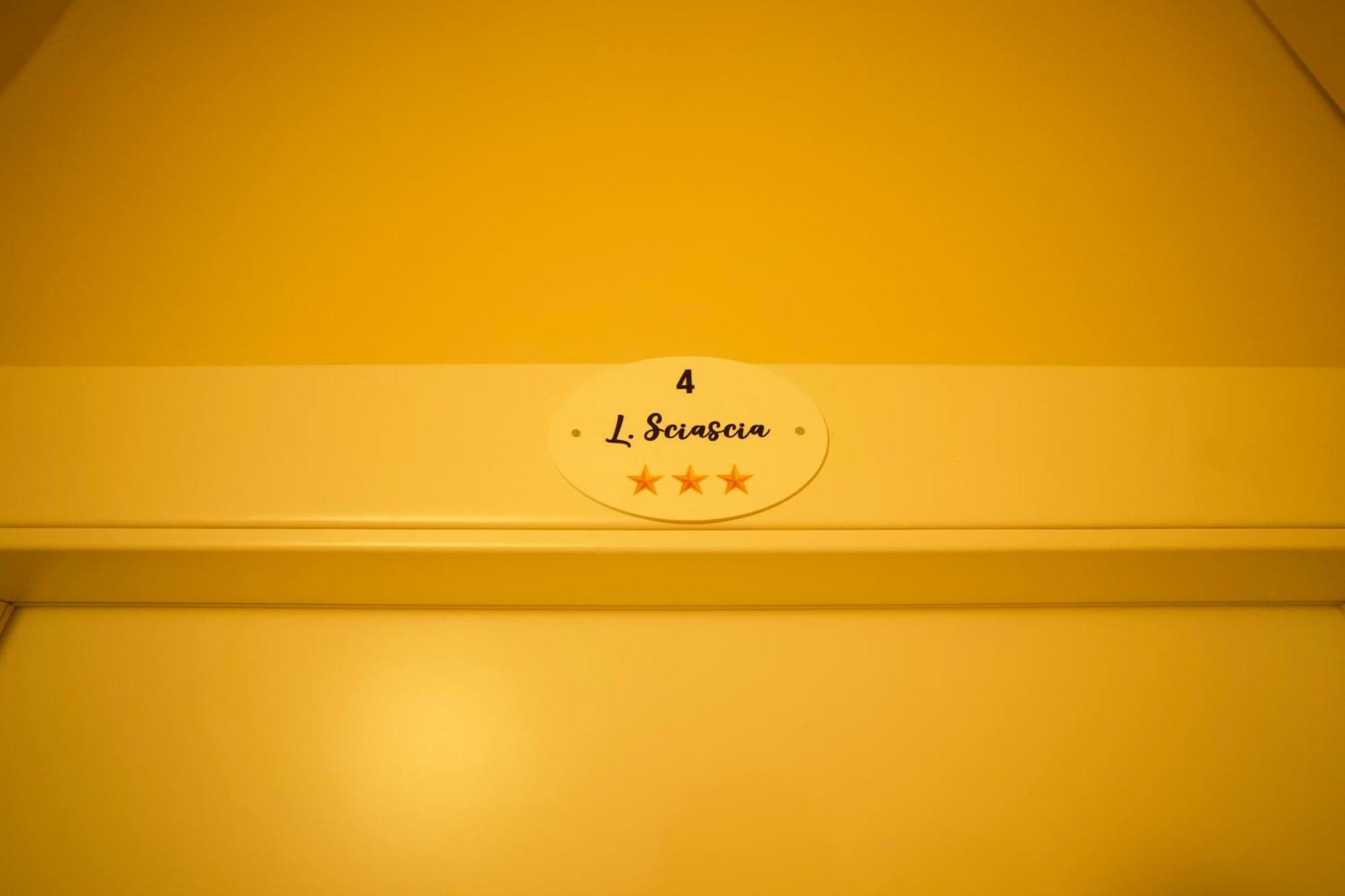פלרמו Donna Franca Rooms And Suite מראה חיצוני תמונה