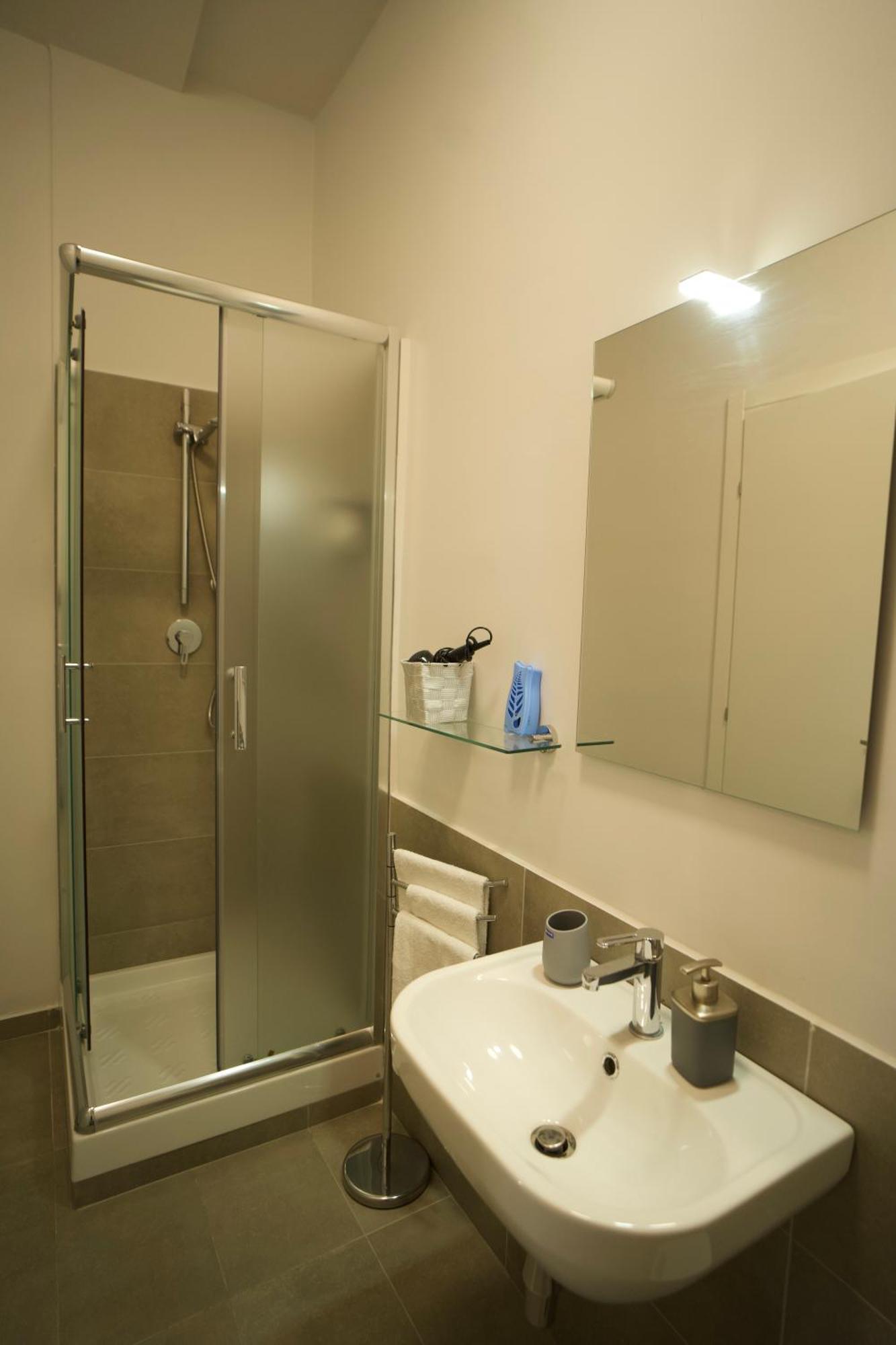 פלרמו Donna Franca Rooms And Suite מראה חיצוני תמונה
